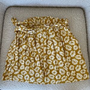 Yellow white floral paperbag mini skirt XXS